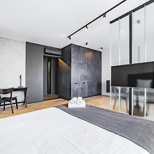 https://odra-view-apartments-premium.hotelswroclaw.com